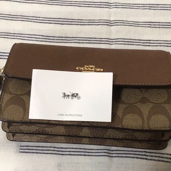 Coach wallet - Picture 3 of 3